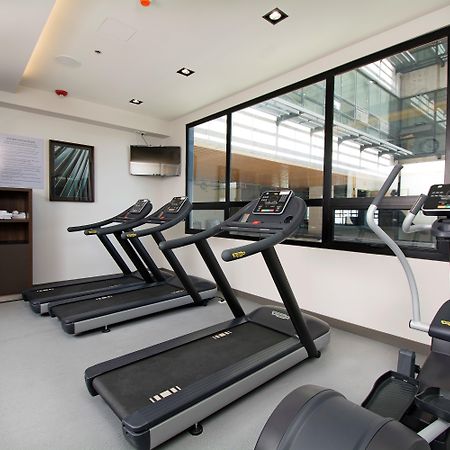 Staybridge Suites - Guadalajara Novena By Ihg Zewnętrze zdjęcie