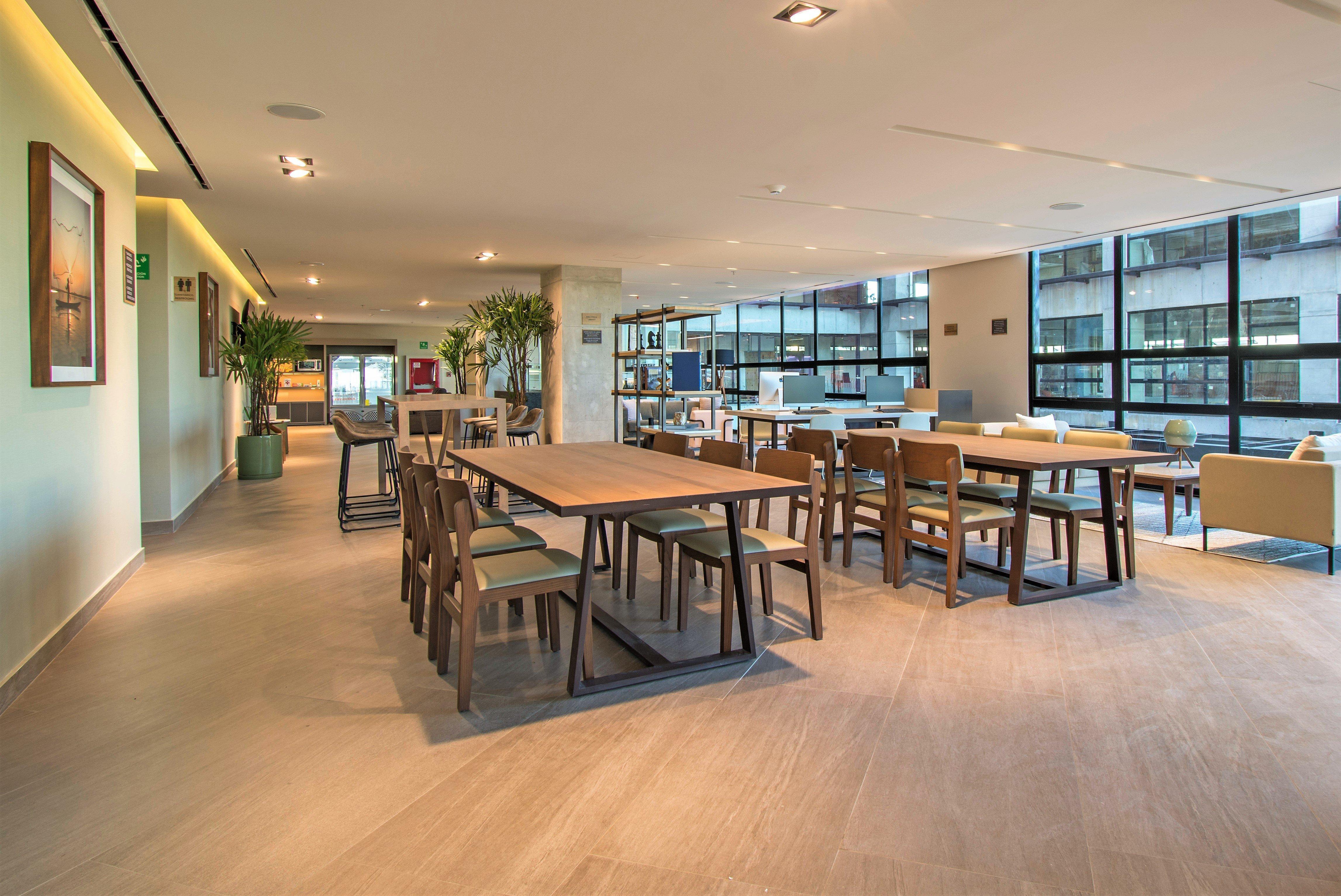Staybridge Suites - Guadalajara Novena By Ihg Zewnętrze zdjęcie