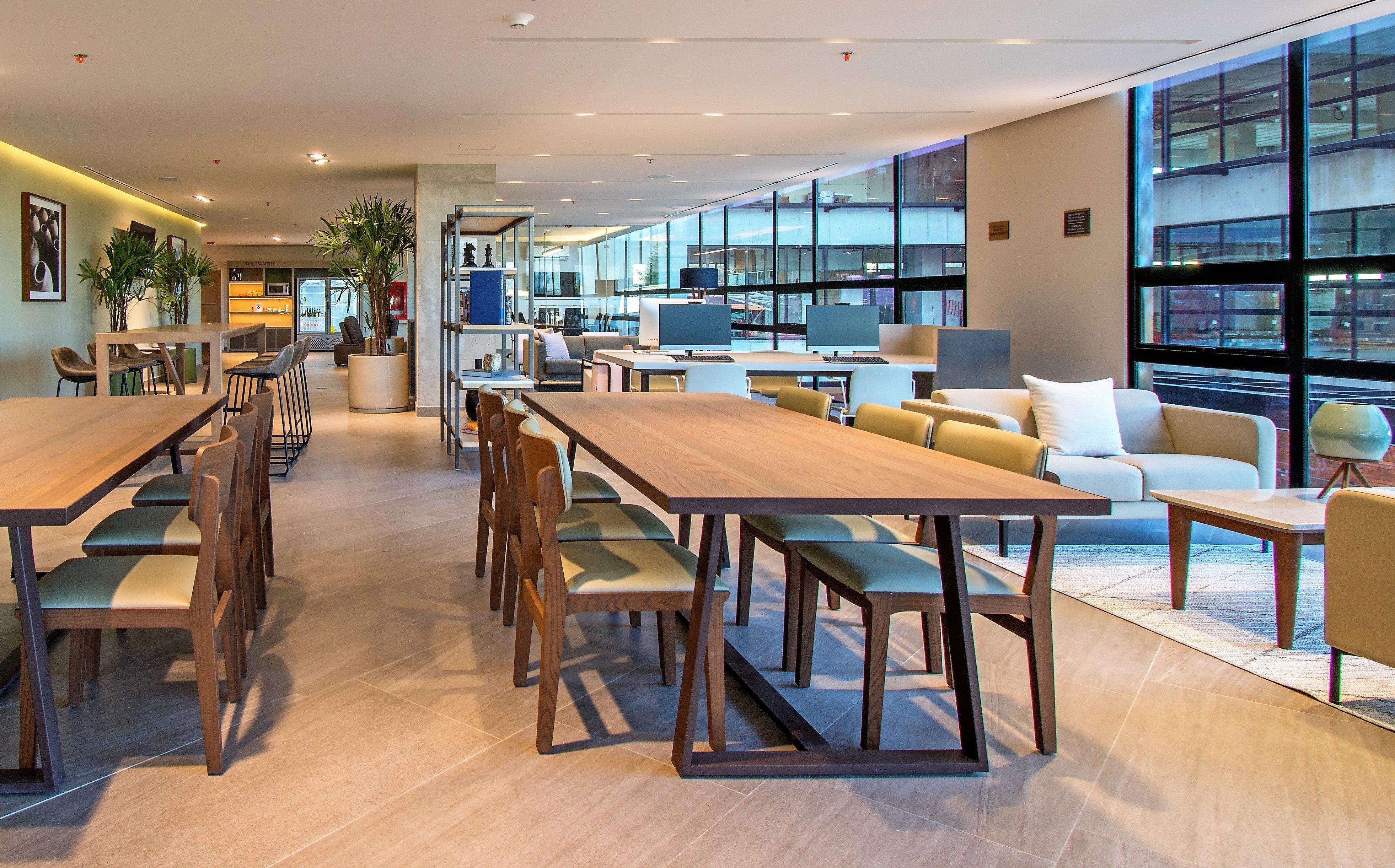 Staybridge Suites - Guadalajara Novena By Ihg Zewnętrze zdjęcie