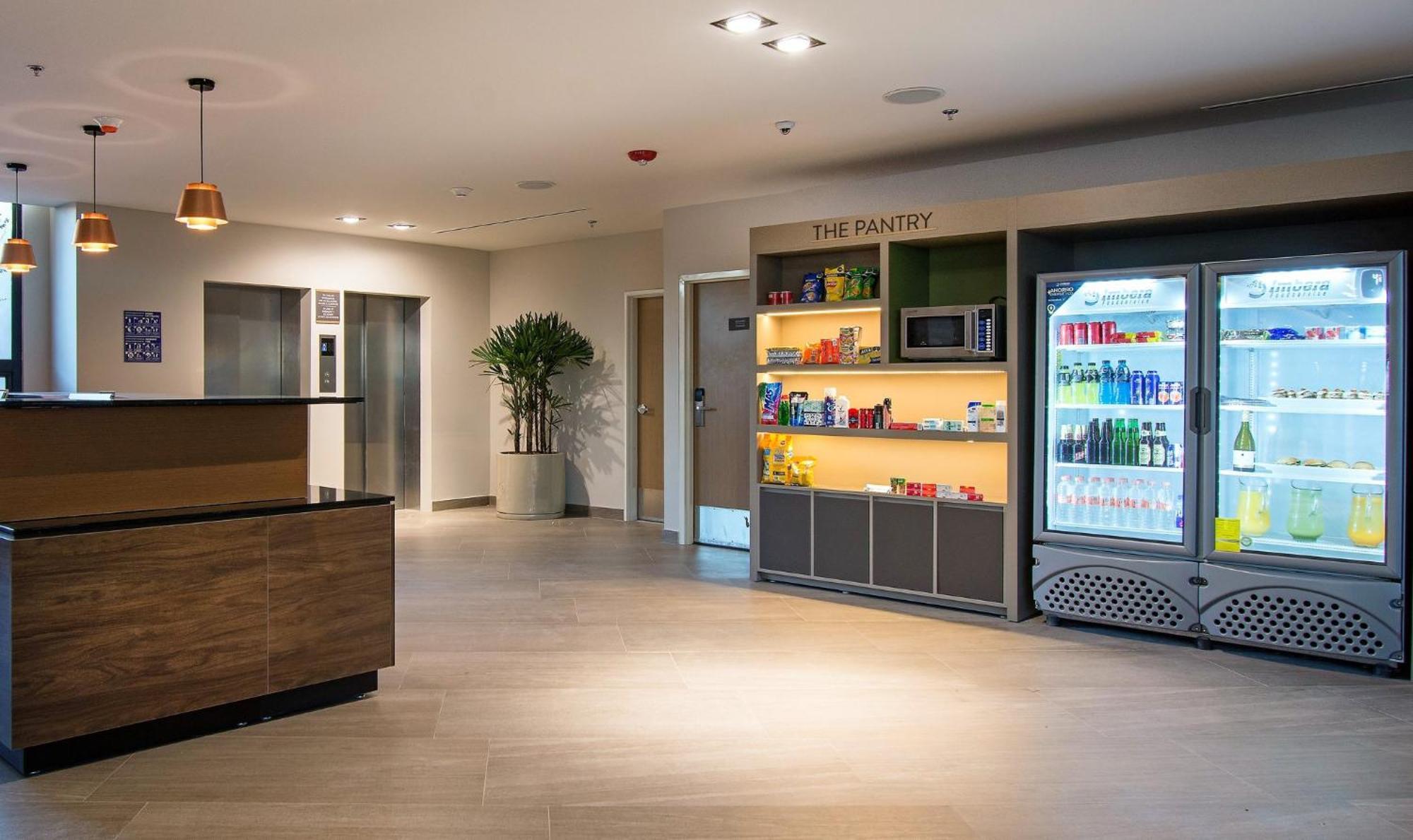 Staybridge Suites - Guadalajara Novena By Ihg Zewnętrze zdjęcie