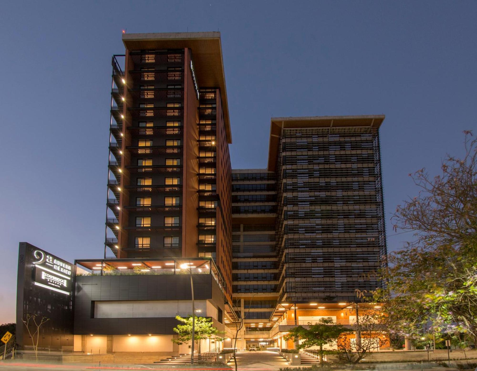 Staybridge Suites - Guadalajara Novena By Ihg Zewnętrze zdjęcie