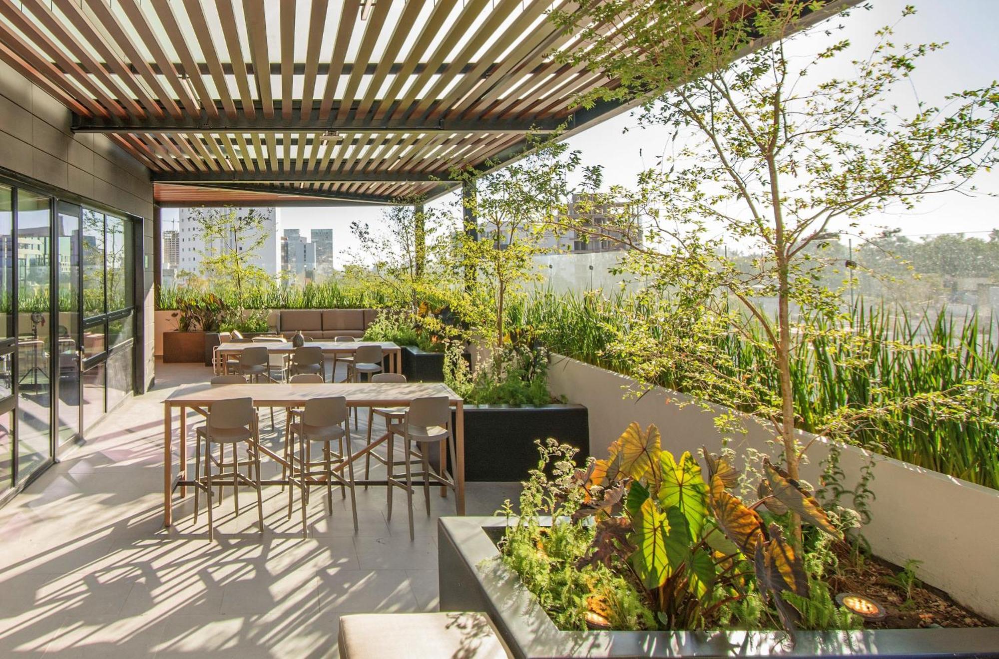 Staybridge Suites - Guadalajara Novena By Ihg Zewnętrze zdjęcie