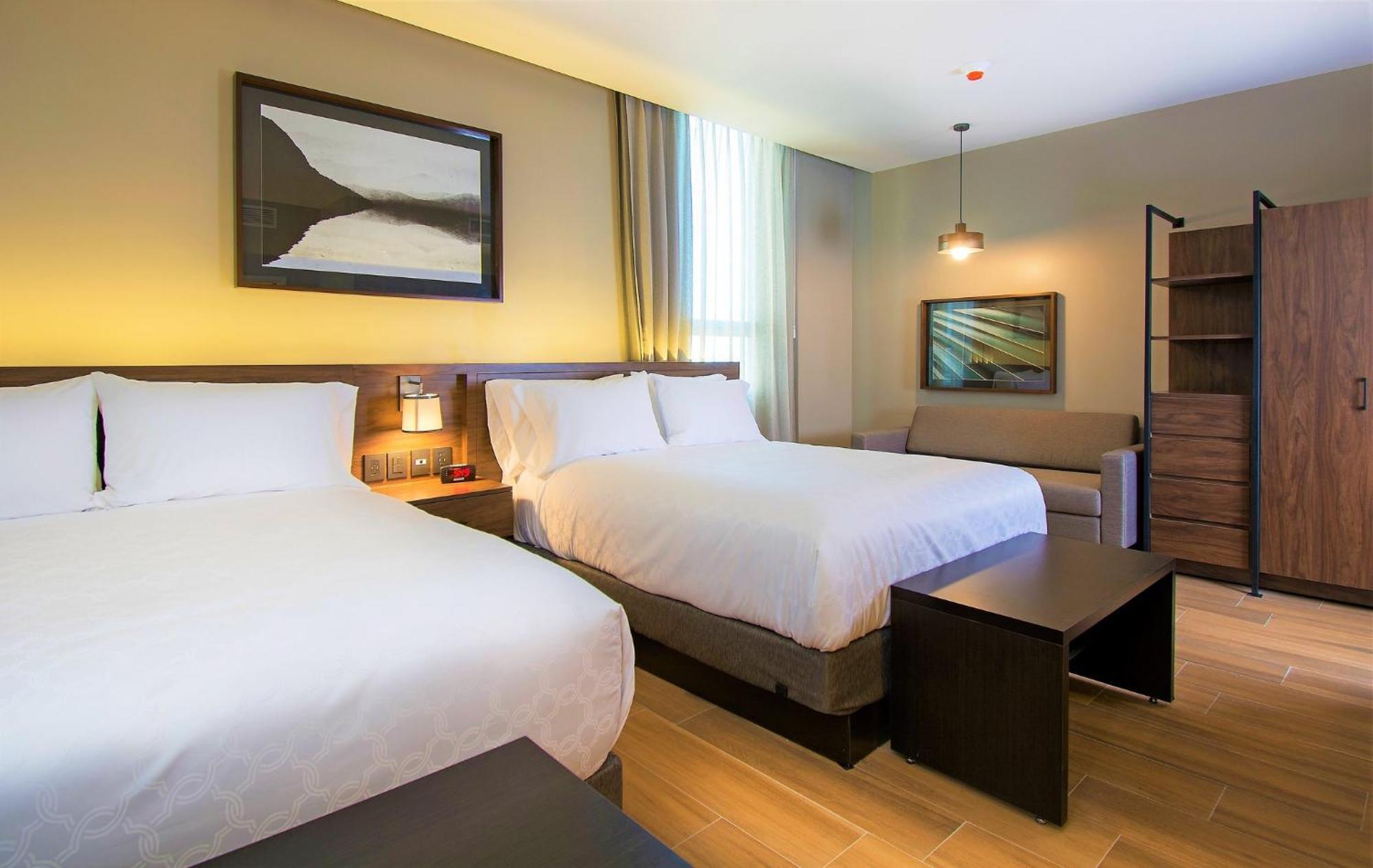 Staybridge Suites - Guadalajara Novena By Ihg Zewnętrze zdjęcie